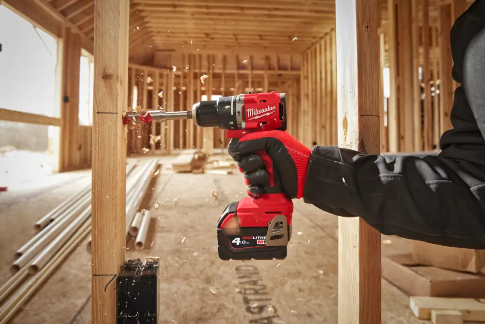 Дриль-шурупокрут з ударом акумуляторний MILWAUKEE, M18 BLPDRC-202C 