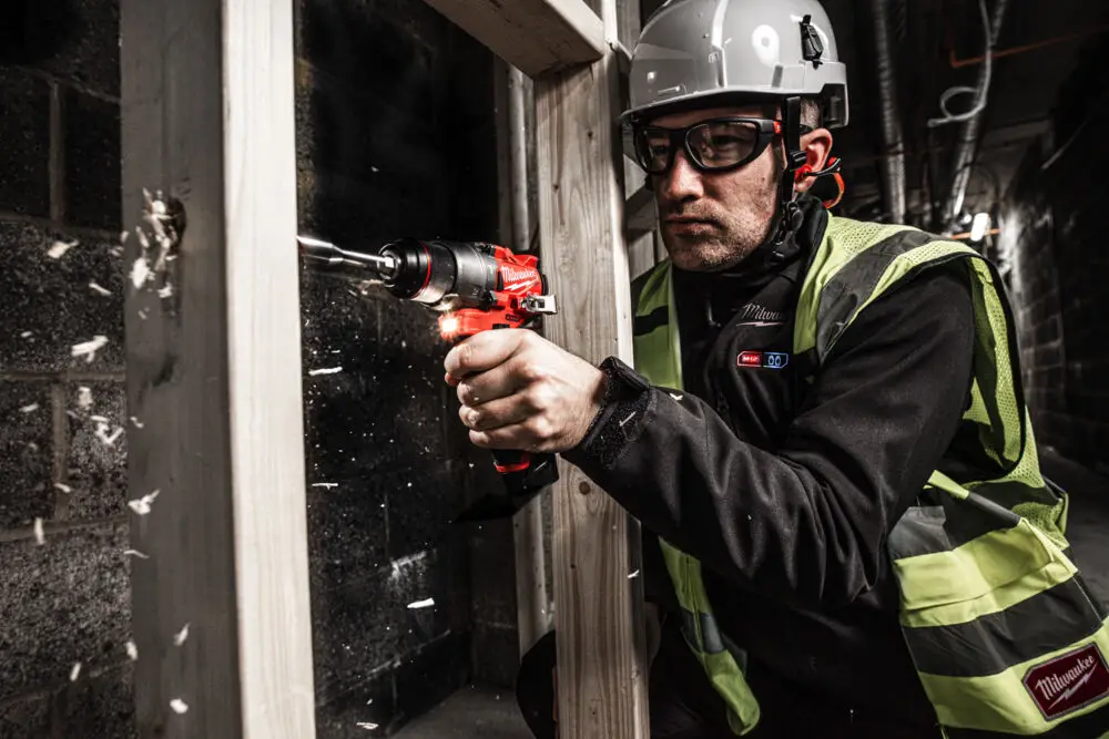 Дриль-шурупокрут з ударом акумуляторний MILWAUKEE, M12 FUEL FPD2-202X 