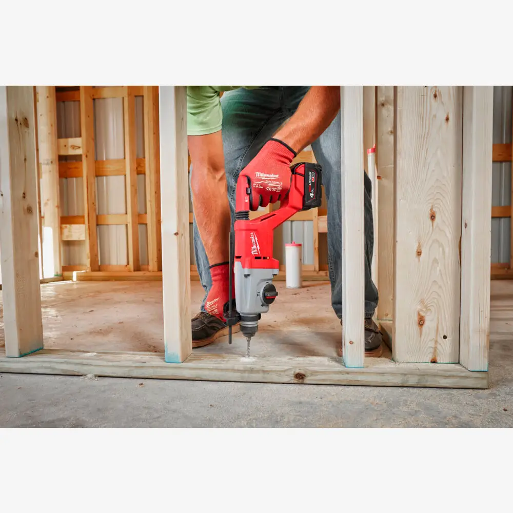 Перфоратор SDS-PLUS акумуляторний MILWAUKEE, M18 BLHACD26-402X, 2,6Дж (+зар.пр., 2акум.Х4Аг,HDкейс) 