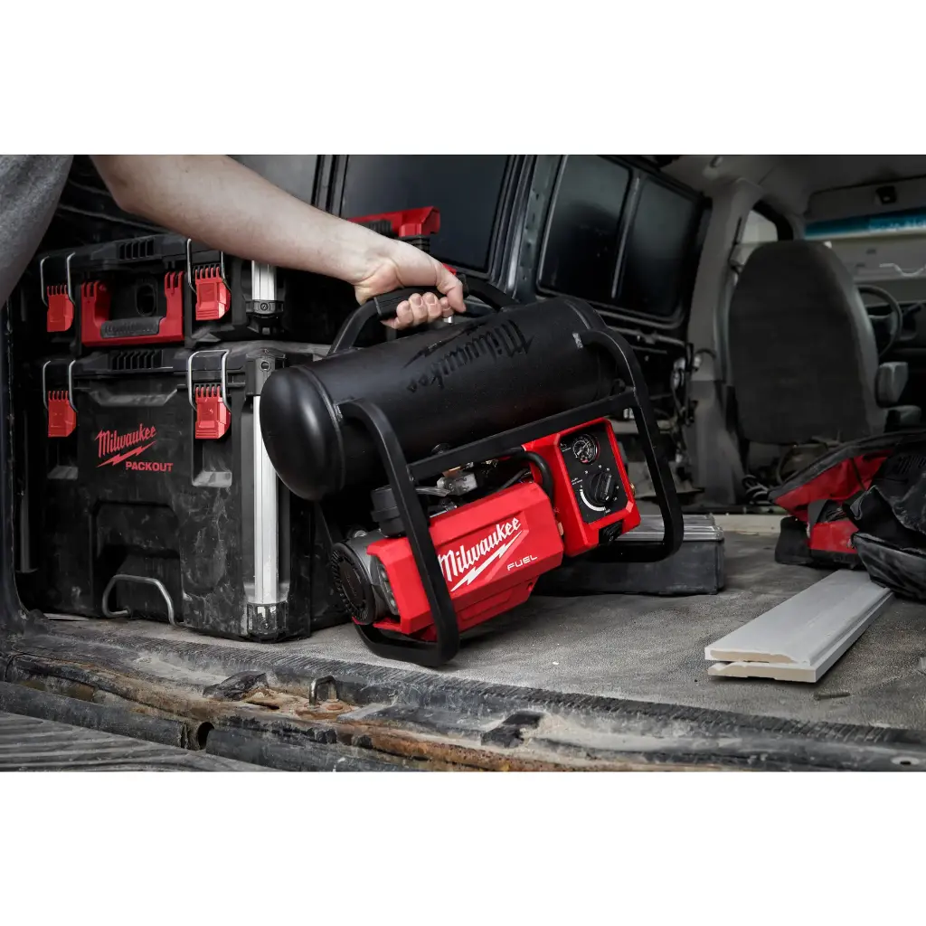 Компресор повітряний акумуляторний MILWAUKEE, M18 FAC-0 