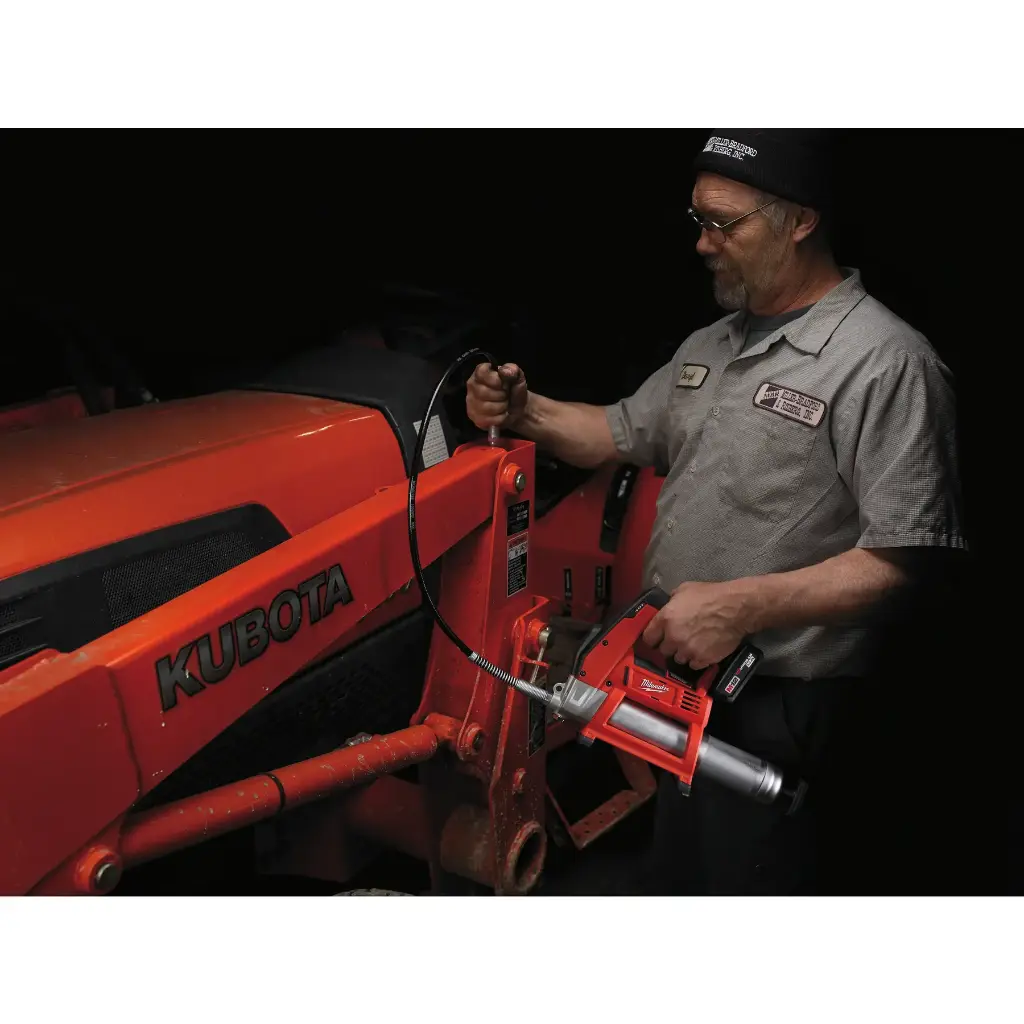 Шприц для змащування акумуляторний MILWAUKEE, M12 GG-401B (+заряд. пристрій, 1 акум.Х 4Аг, сумка) 